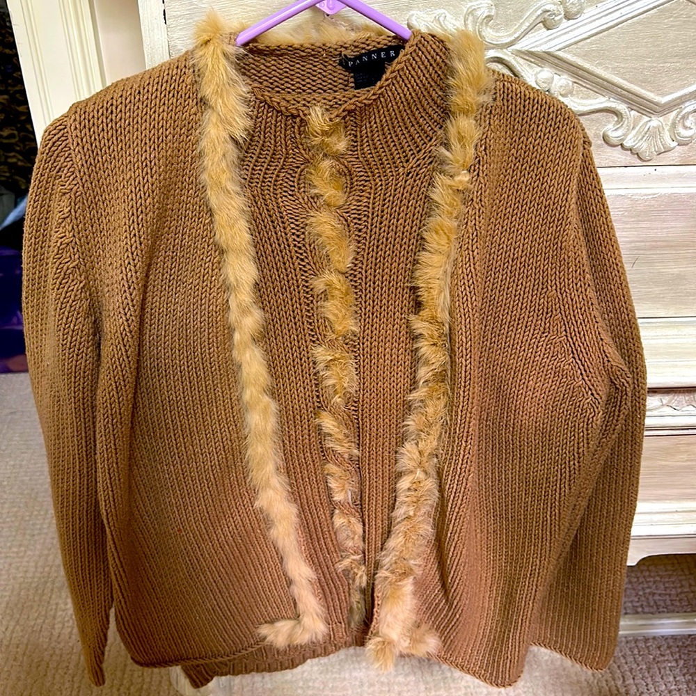 Fur trim sweater set - 2 piece - medium